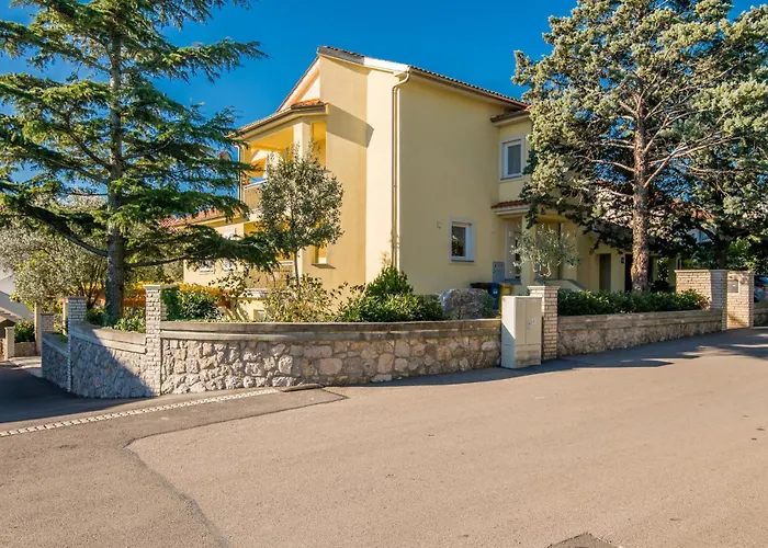 Apartment 1 Bedroom In Krk *