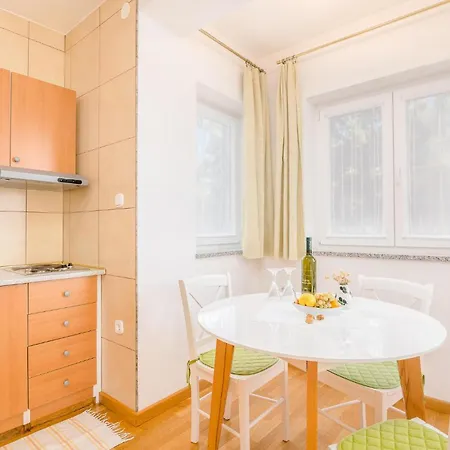 1 Bedroom Cozy In Krk * Krk Town