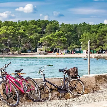 Beautiful In Krk With House Sea View Διαμέρισμα Krk Town